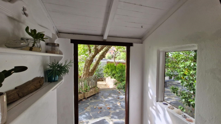 1 Bedroom Property for Sale in Clovelly Western Cape